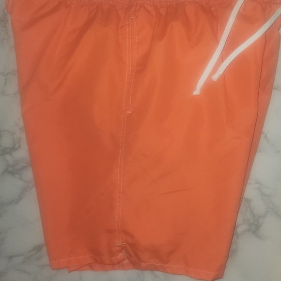 Old Navy Men's stylish lined swim trunks in size XXL - Picture 8 of 11